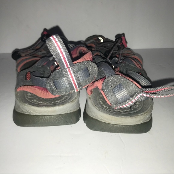 Keen Women’s Waterproof Sandals - Picture 6 of 9